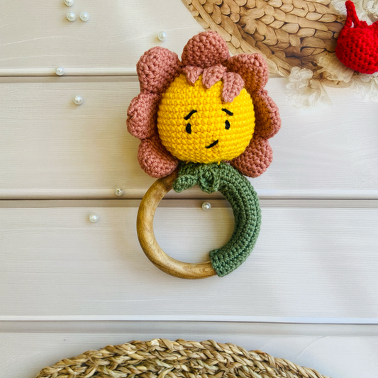 Handmade Daisy Rattle Teether (Yellow&Pink)