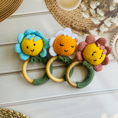 Handmade Daisy Rattle Teether (Yellow&Pink)